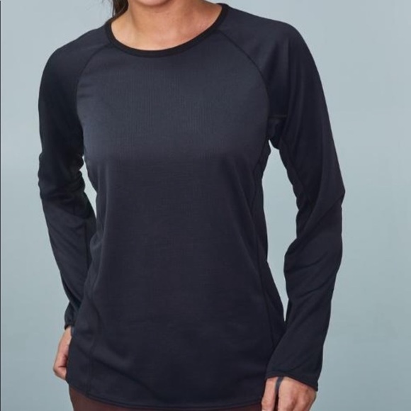 Patagonia Tops - Patagonia Black Capilene Thermal Weight Crew Med